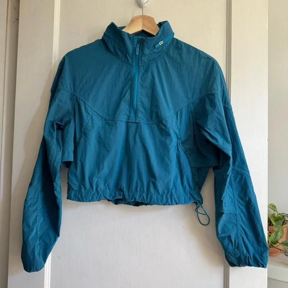 Lululemon Evergreen Cropped Anorak
Hawaiian Blue - Picture 7 of 15